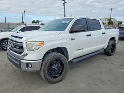 2014 Toyota Tundra Crewmax SR5 en venta en Los Angeles, CA