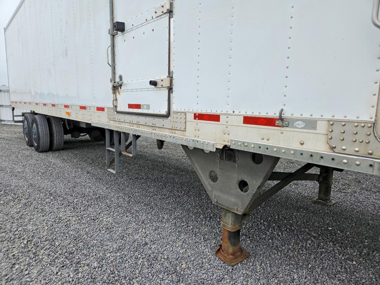 2015 Utility VS2RA Refrigerated Van Trailer