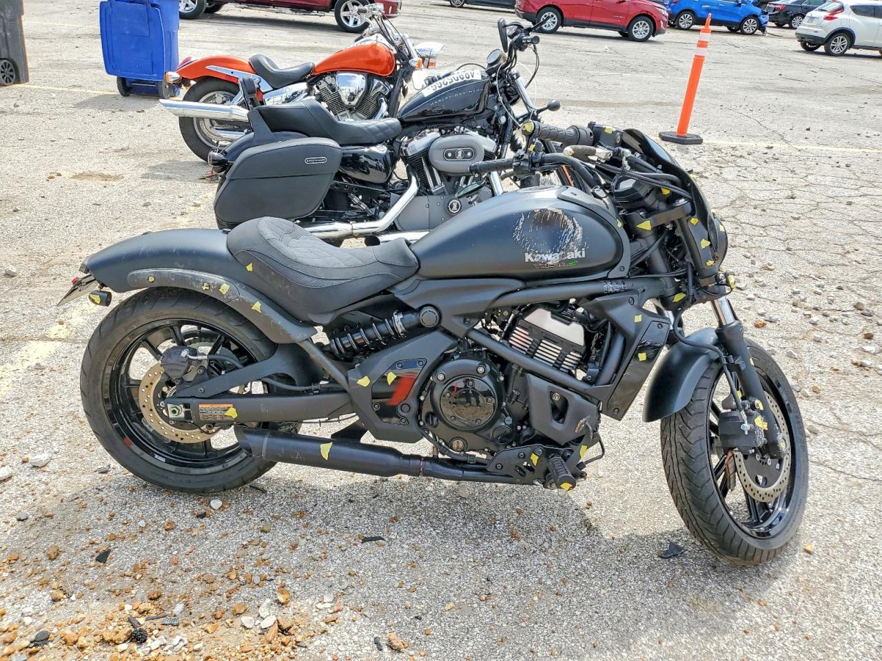 2025 Kawasaki EN650 C
