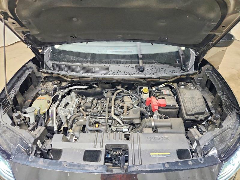 2025 Nissan Kicks sv