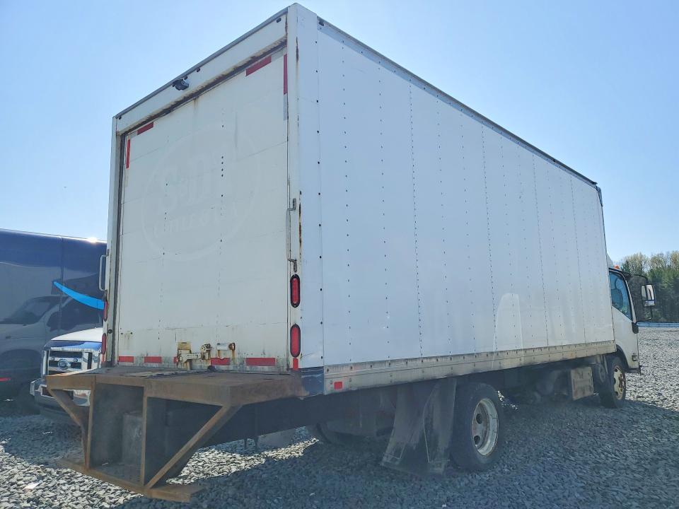 2017 Isuzu NQR Delivery Truck