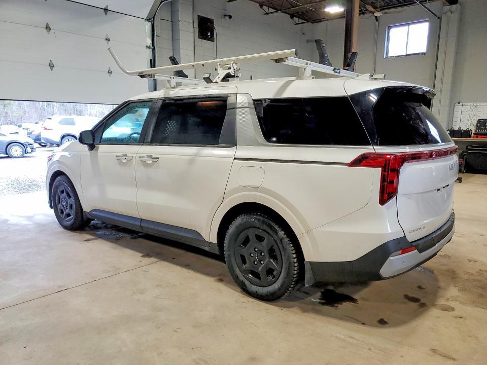 2025 KIA Carnival LX