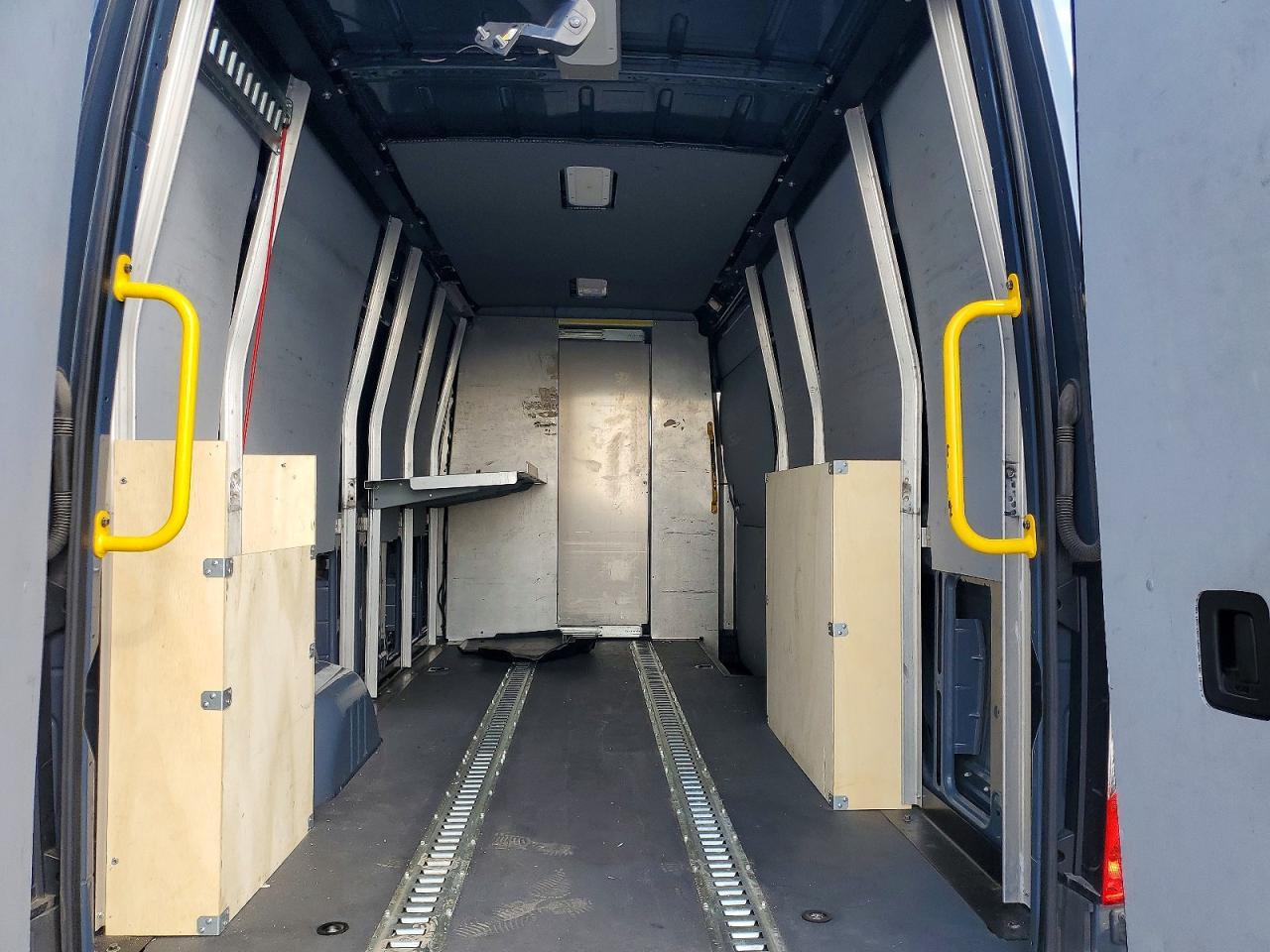 2019 Mercedes-Benz Sprinter 2500 Delivery Van