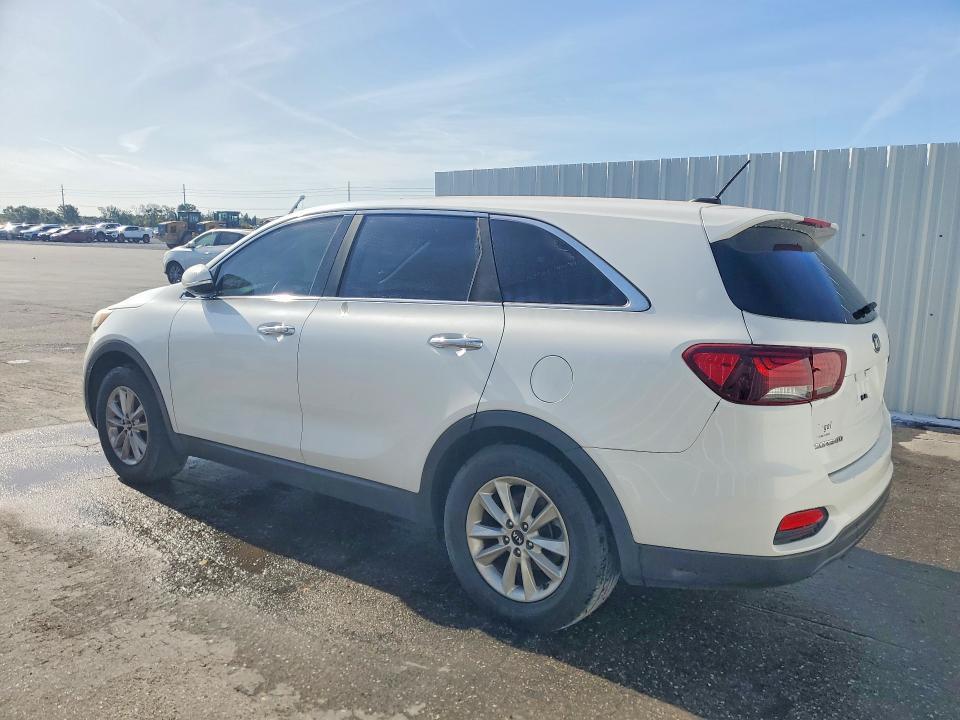 2019 KIA Sorento lx V6