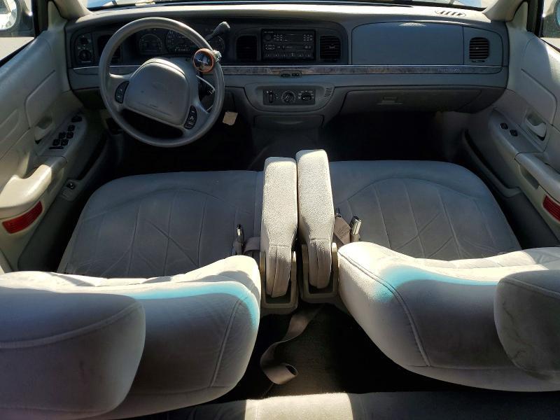 1999 Ford Crown Victoria