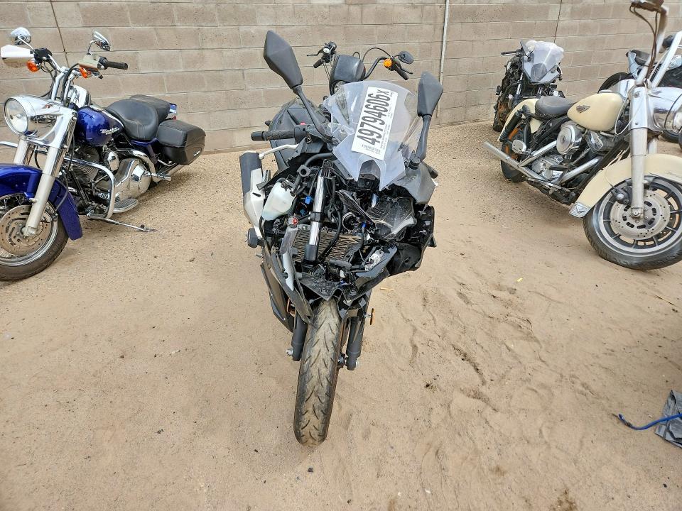 2025 Kawasaki EX500 A