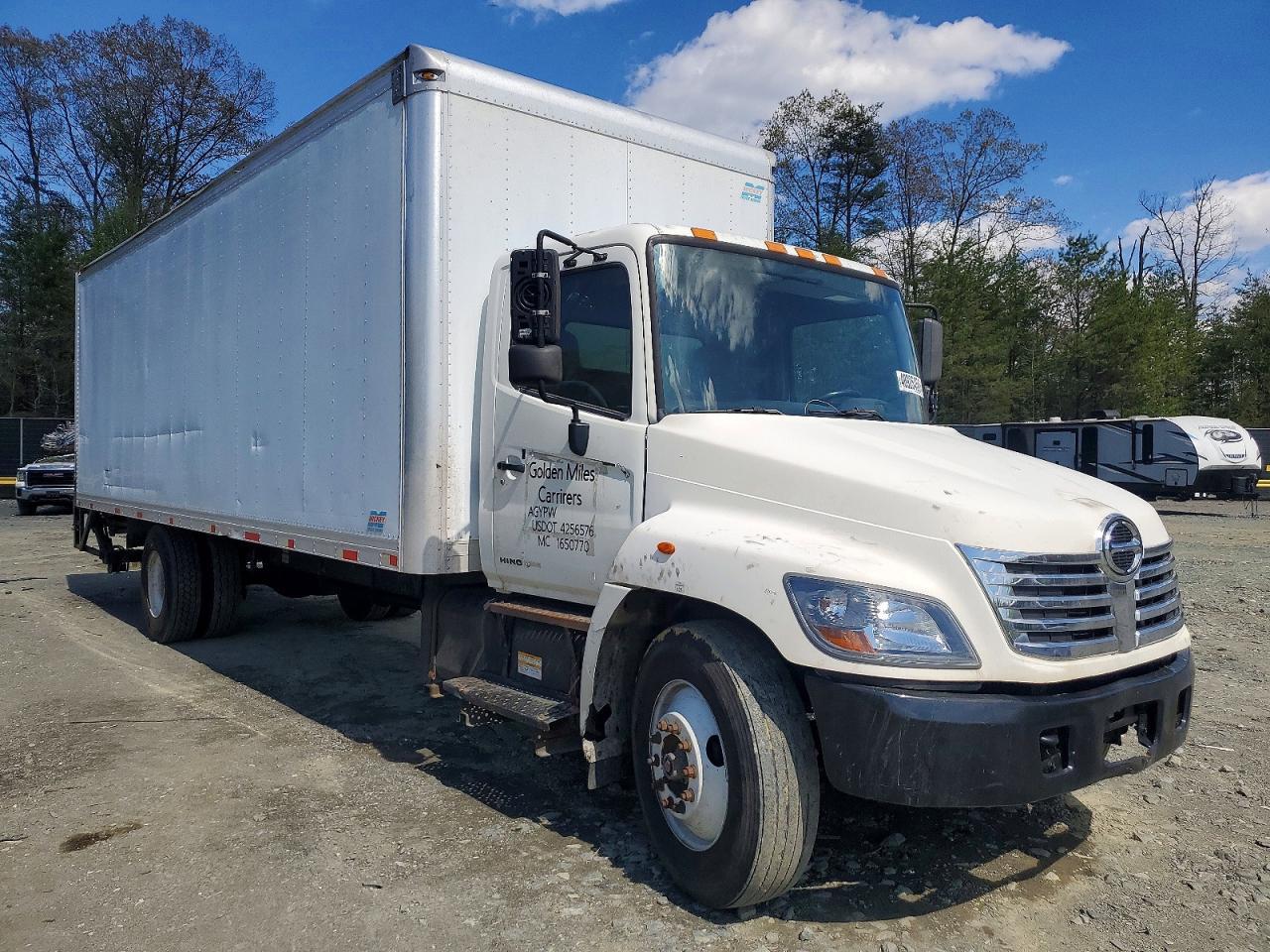 2008 Hino 268 BOX Truck