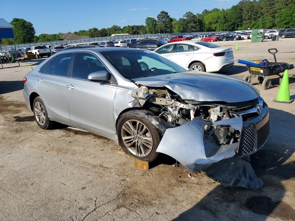 2015 Toyota Camry se