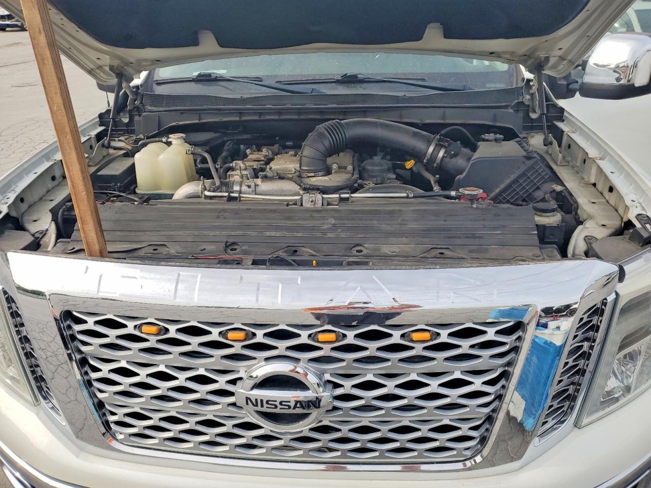 2016 Nissan Titan XD SL