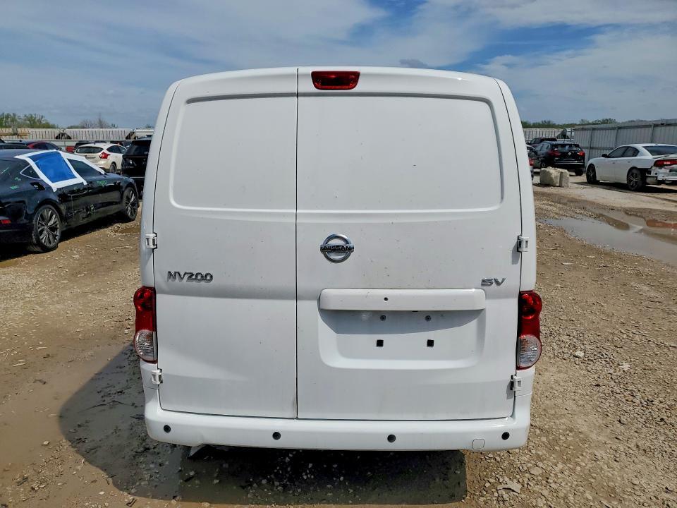 2021 Nissan NV200 SV