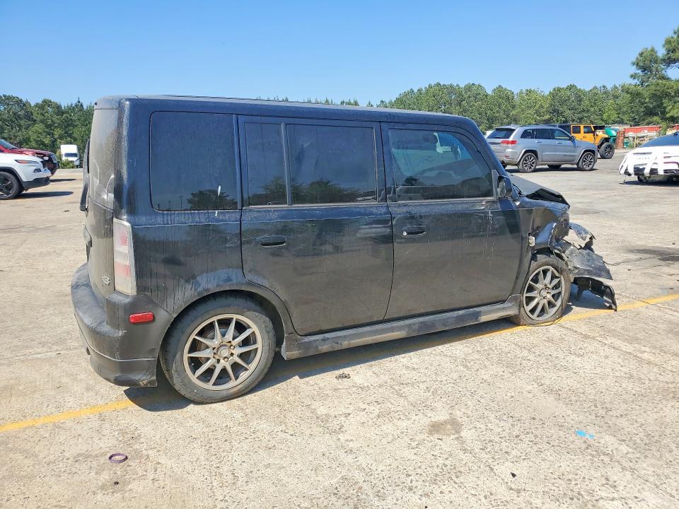 2005 Scion XB