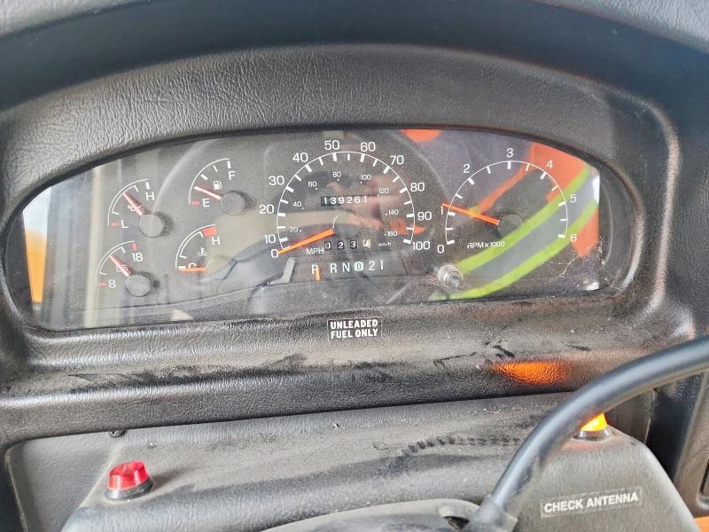 2001 Itasca Recreational Vehicle (RV)