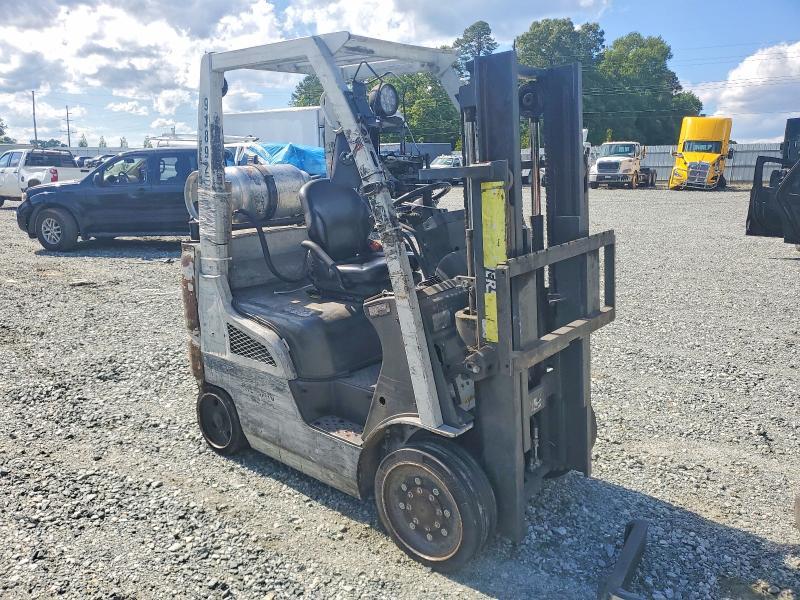 2015 Unicariers 2015 Unicarriers Forklift