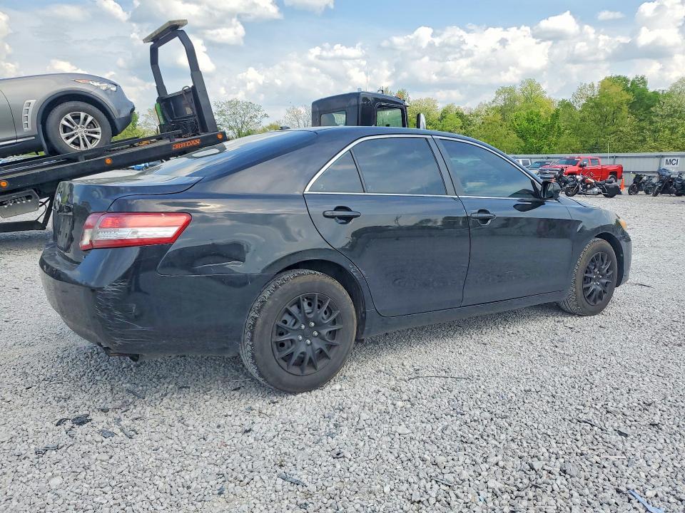 2011 Toyota Camry le