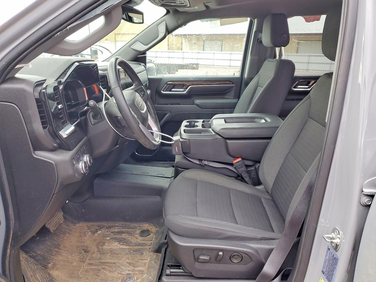 2025 GMC Sierra K3500 SLE