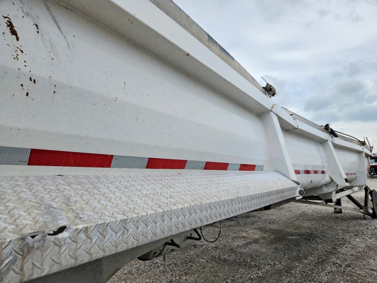 2008 Clement END Dump Trailer