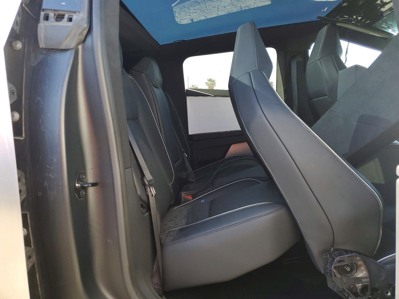 2024 Tesla Cybertruck