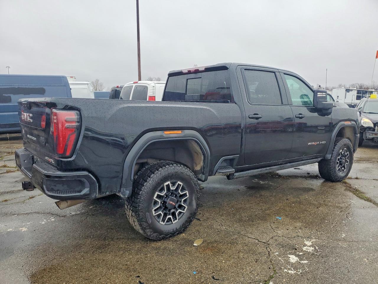 2024 GMC Sierra K2500 AT4X