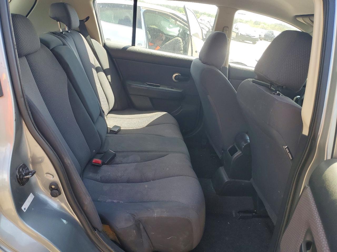 2007 Nissan Versa 1.8 s