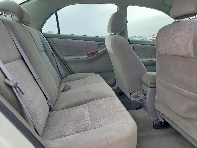 2005 Toyota Corolla le