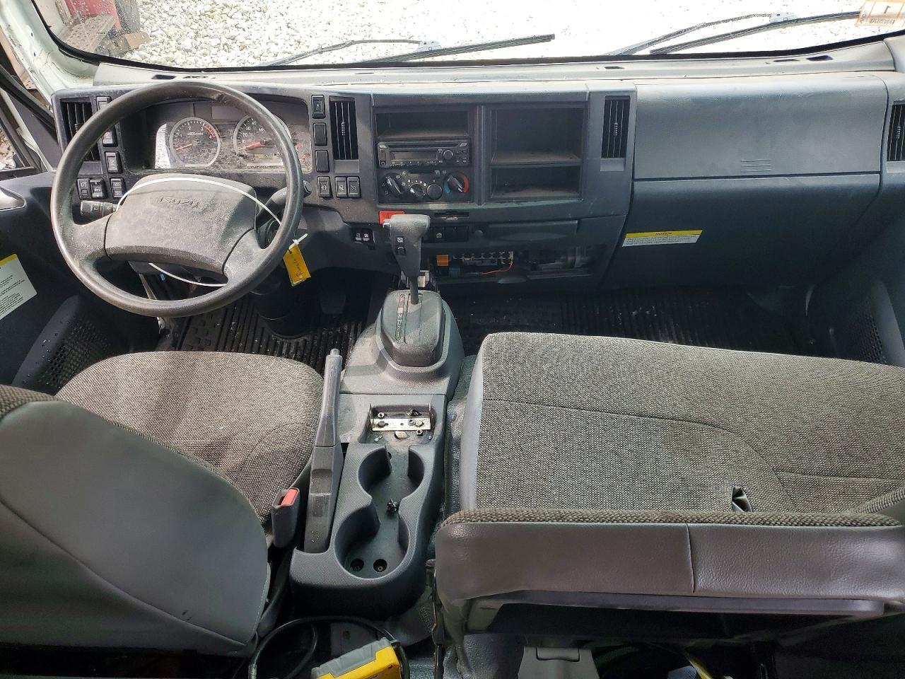 2024 Isuzu NRR
