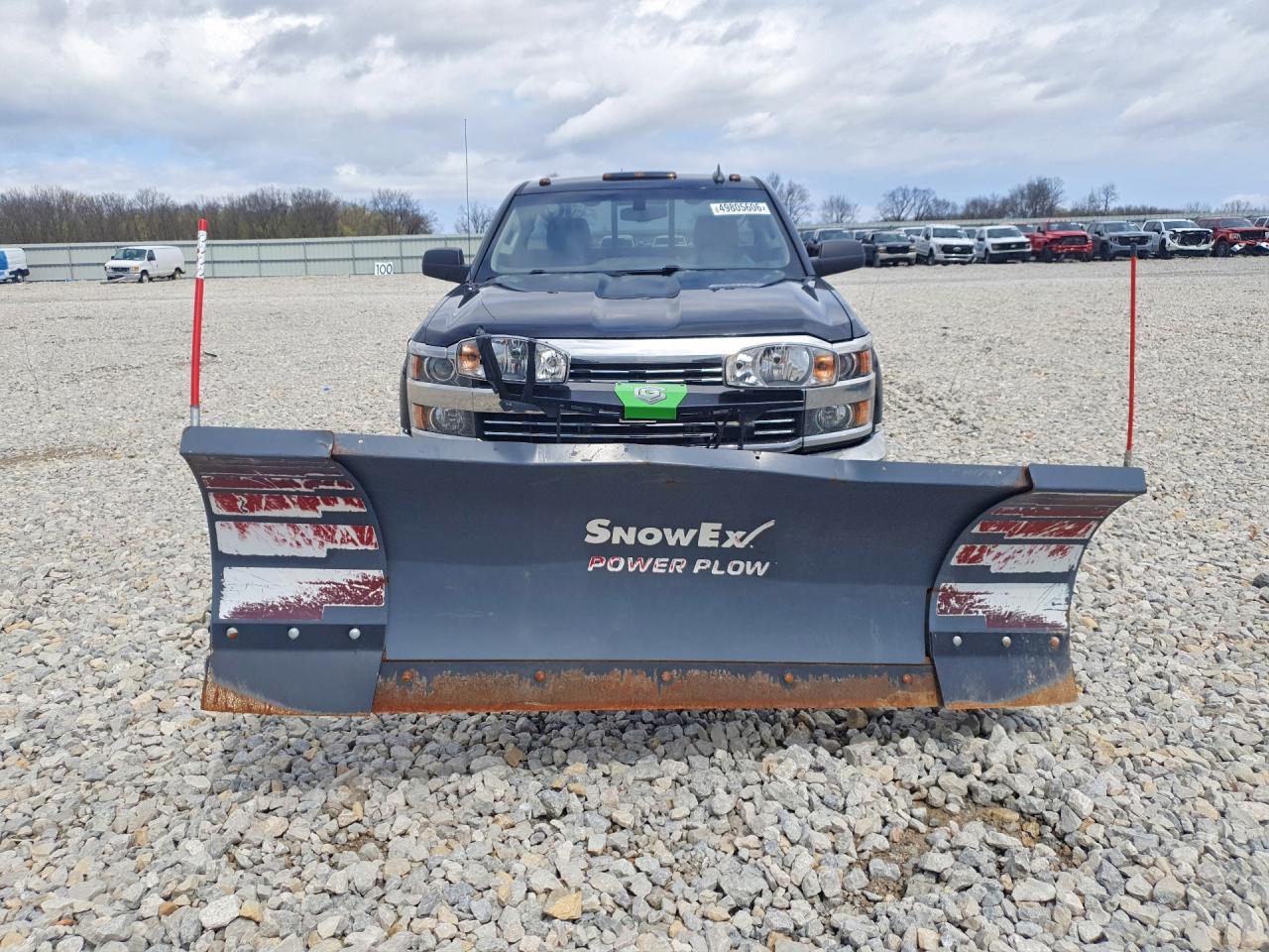 2015 Chevrolet Silverado 2500 Flatbed Truck