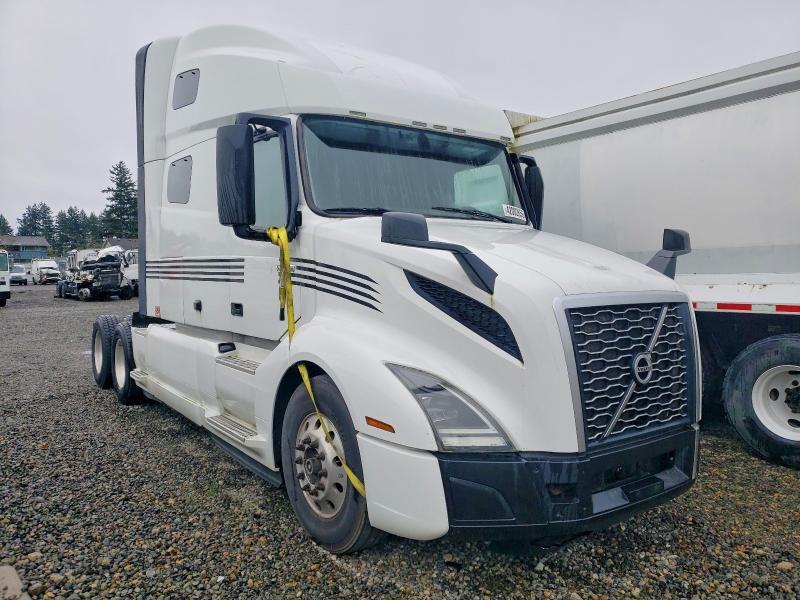 2019 Volv O VNL Semi Truck
