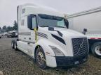 2019 Volv O VNL Semi Truck