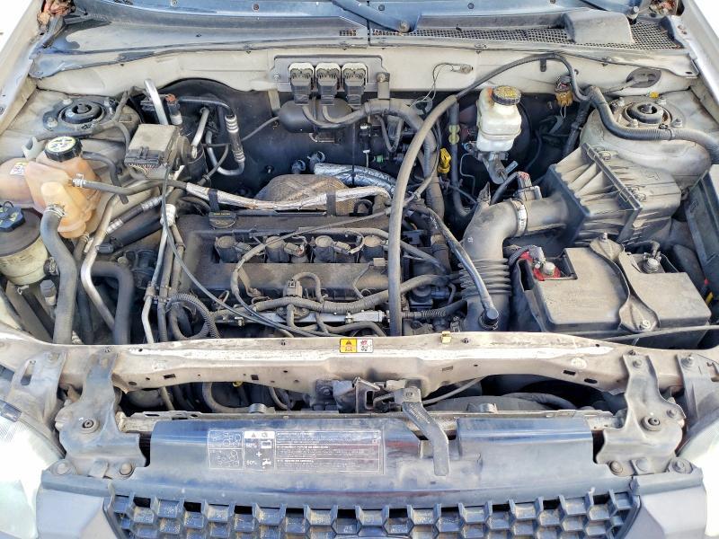 2005 Ford Escape xls