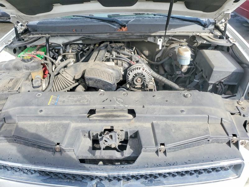 2011 Chevrolet Suburban C1500 ls