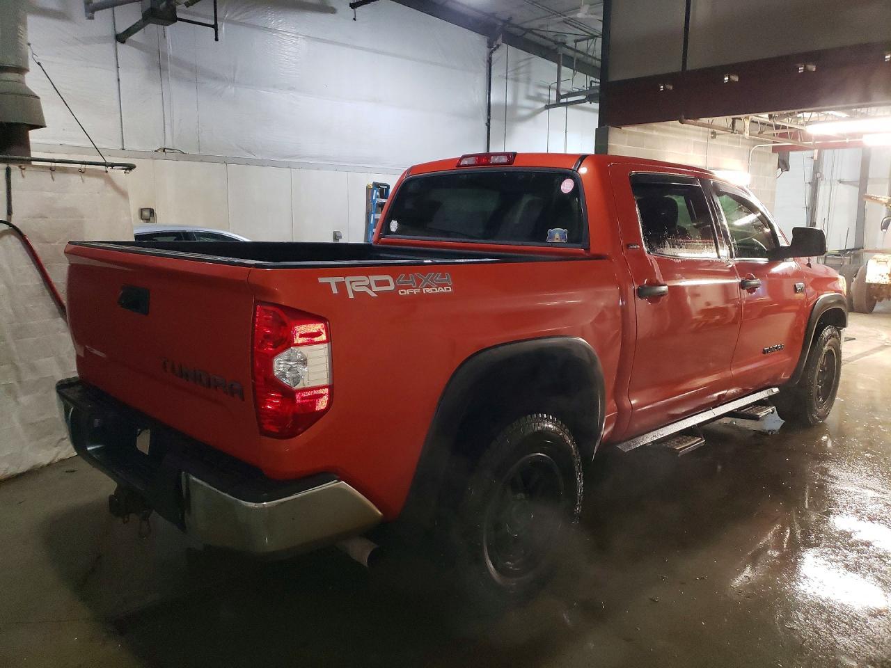 2016 Toyota Tundra SR5