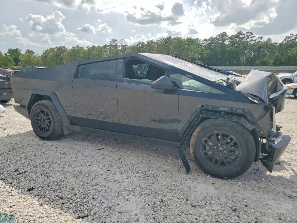 2025 Tesla Cybertruck