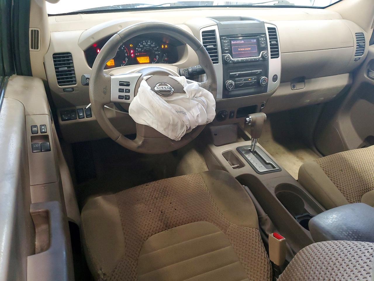 2015 Nissan Frontier SV V6