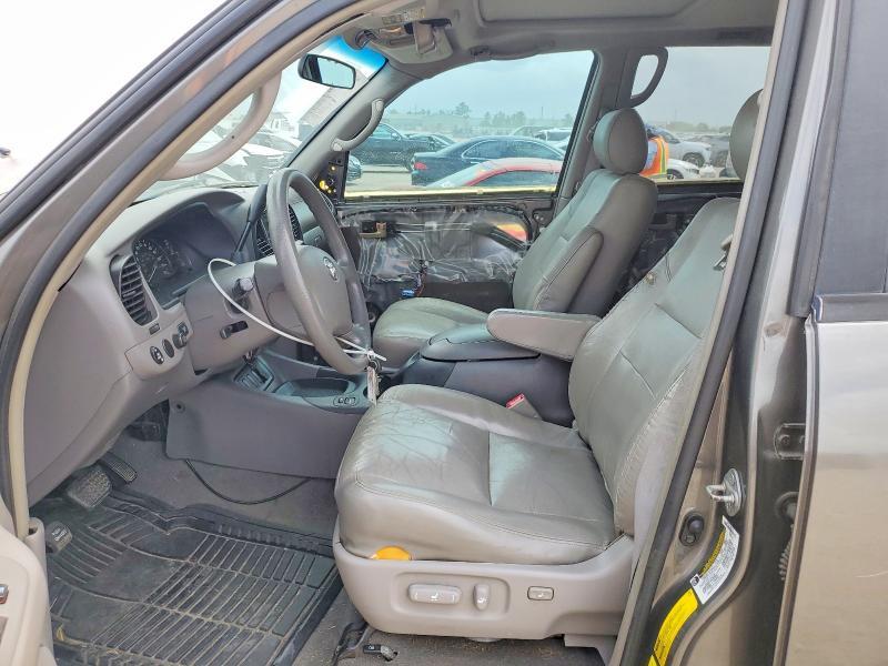 2005 Toyota Sequoia SR5