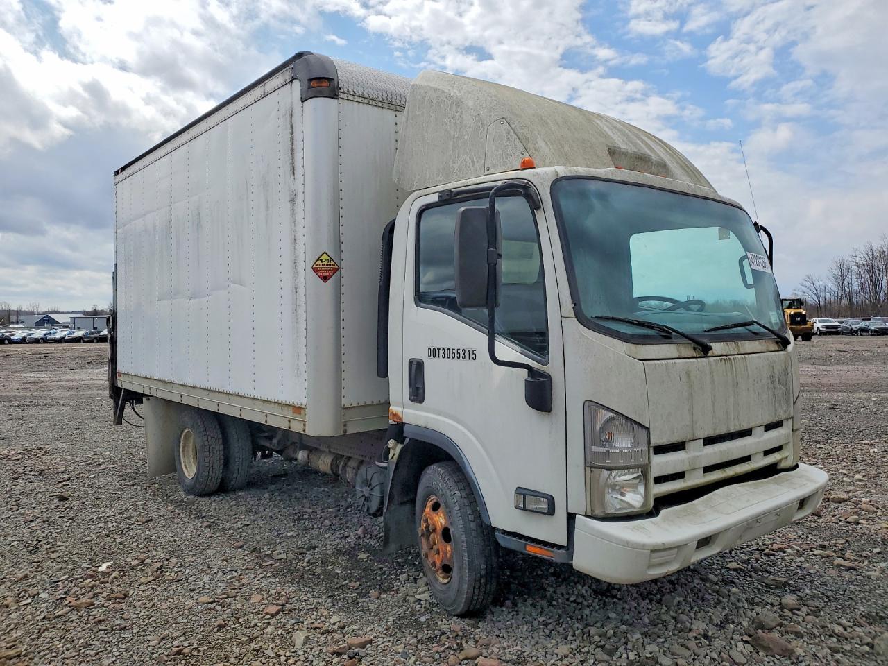 2009 Isuzu NPR Delivery Truck