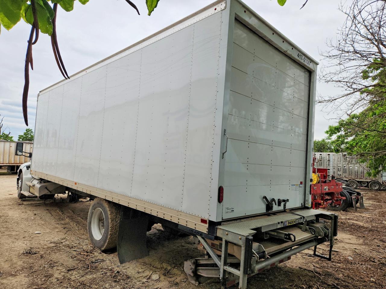 2025 Peterbilt 536 BOX Truck
