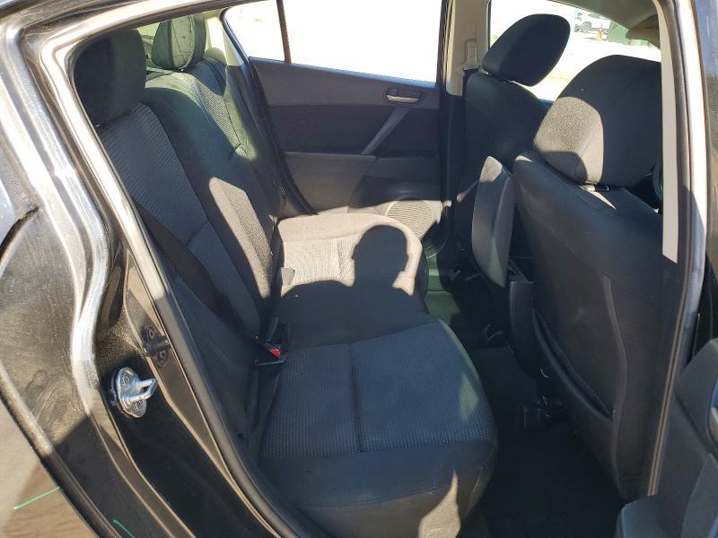 2013 Mazda 3 I