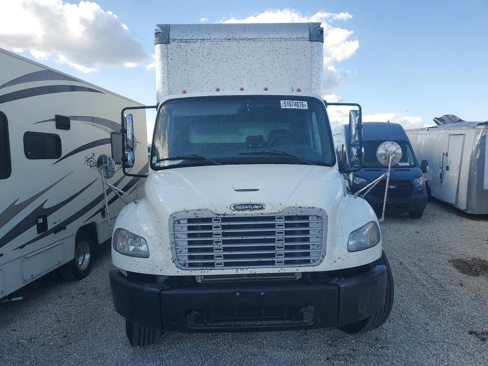 2016 Freigliner 2016 Freightliner Business Class M2 BOX Truck