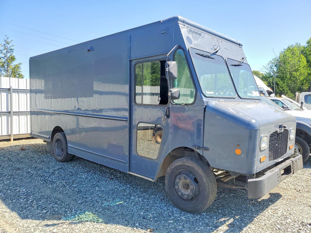 2020 Freightliner Chassis M Line WALK-IN Van