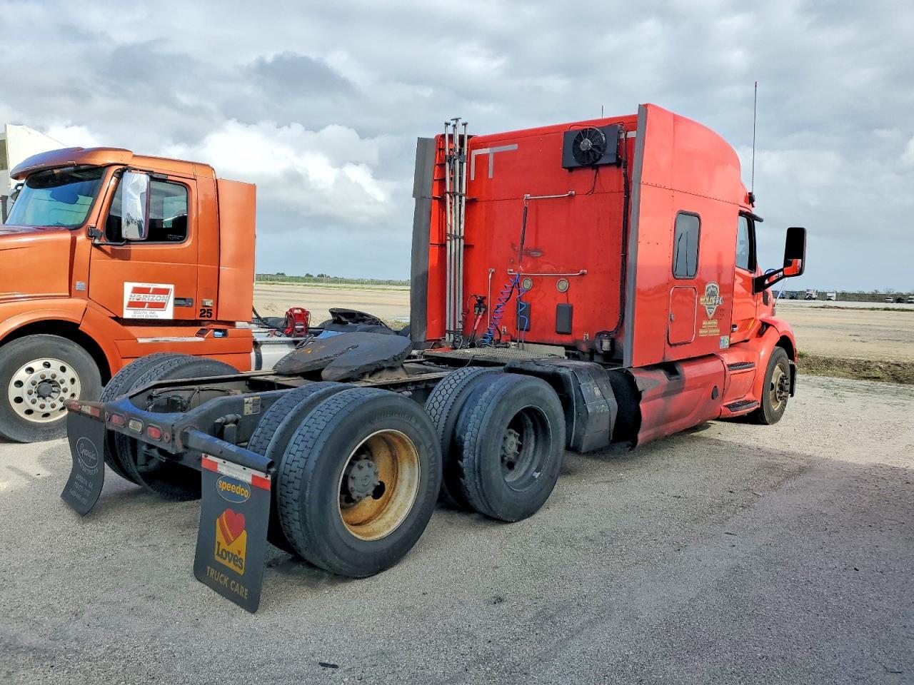 2018 Peterbilt 579