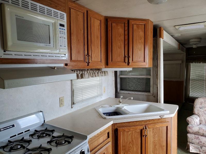 2002 Hy Line 2002 HY-LINE Camper