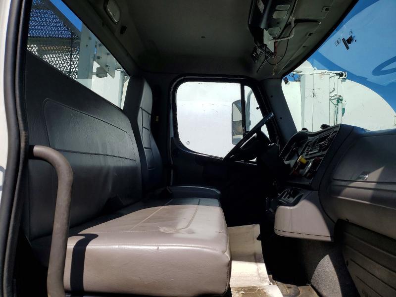 2016 Freightliner M2 112 Medium Duty