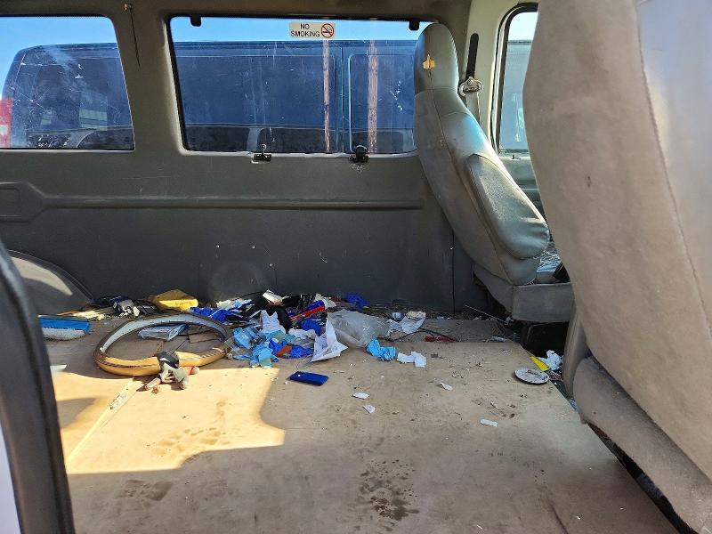 2012 Ford Econoline E350 Super Duty van