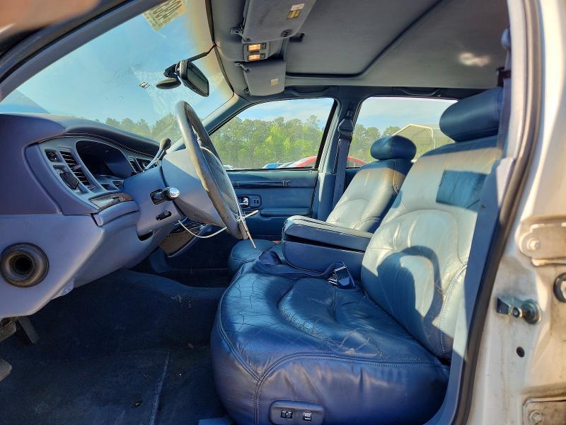 1997 Lincoln Town car Signature
