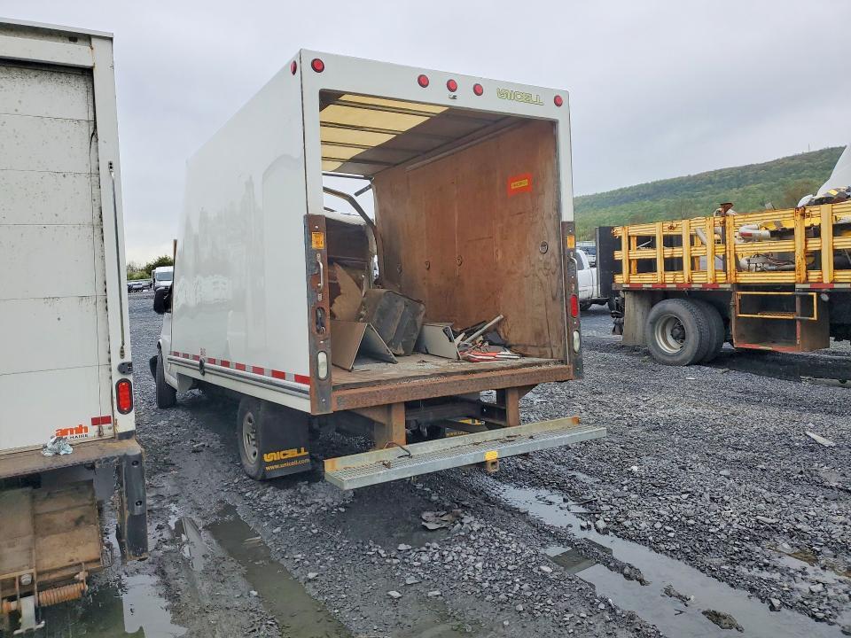 2019 Chevrolet Express G3500 BOX Truck