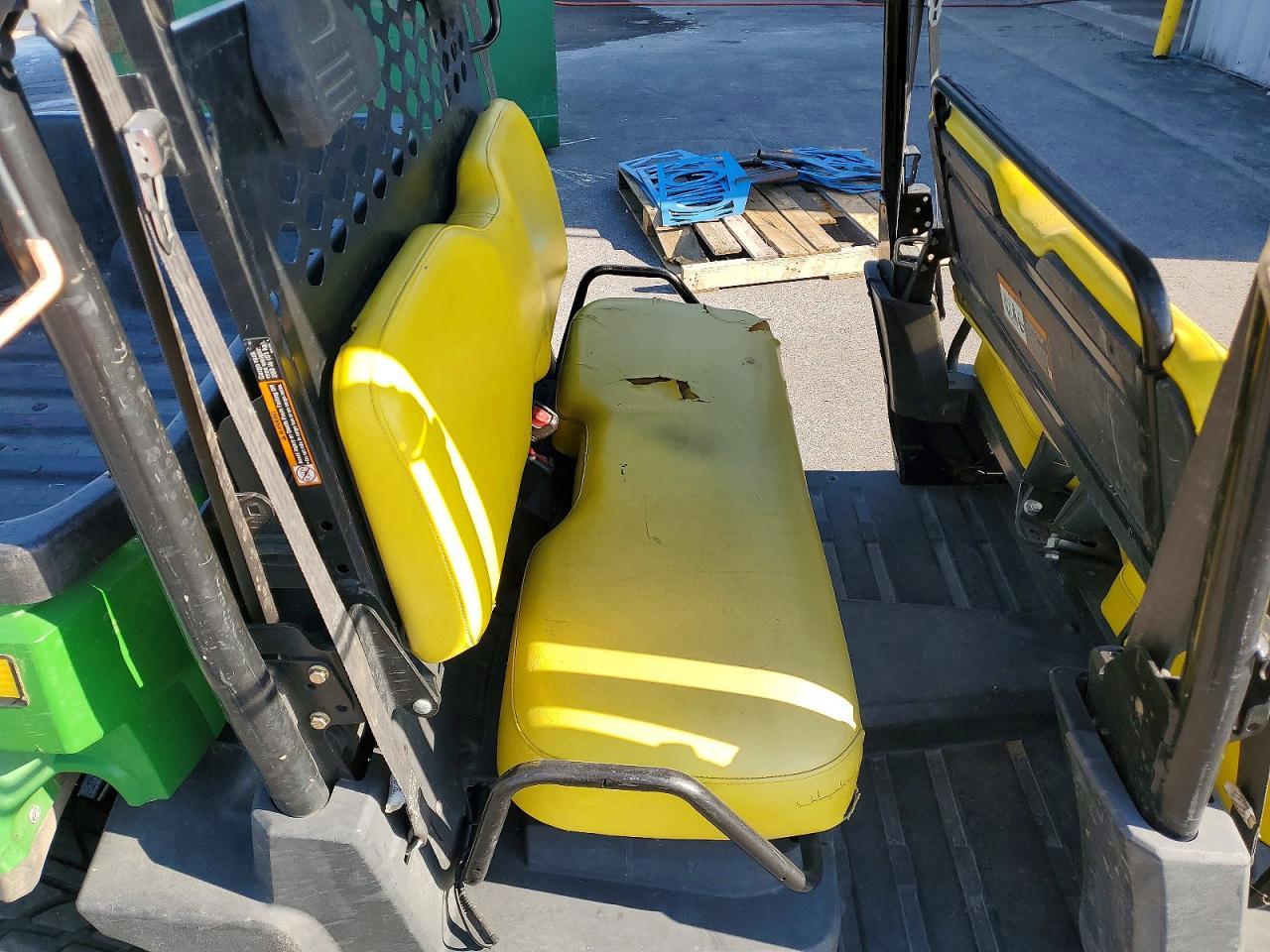 2013 John Deere XUV550 S4 Utility Vehicle
