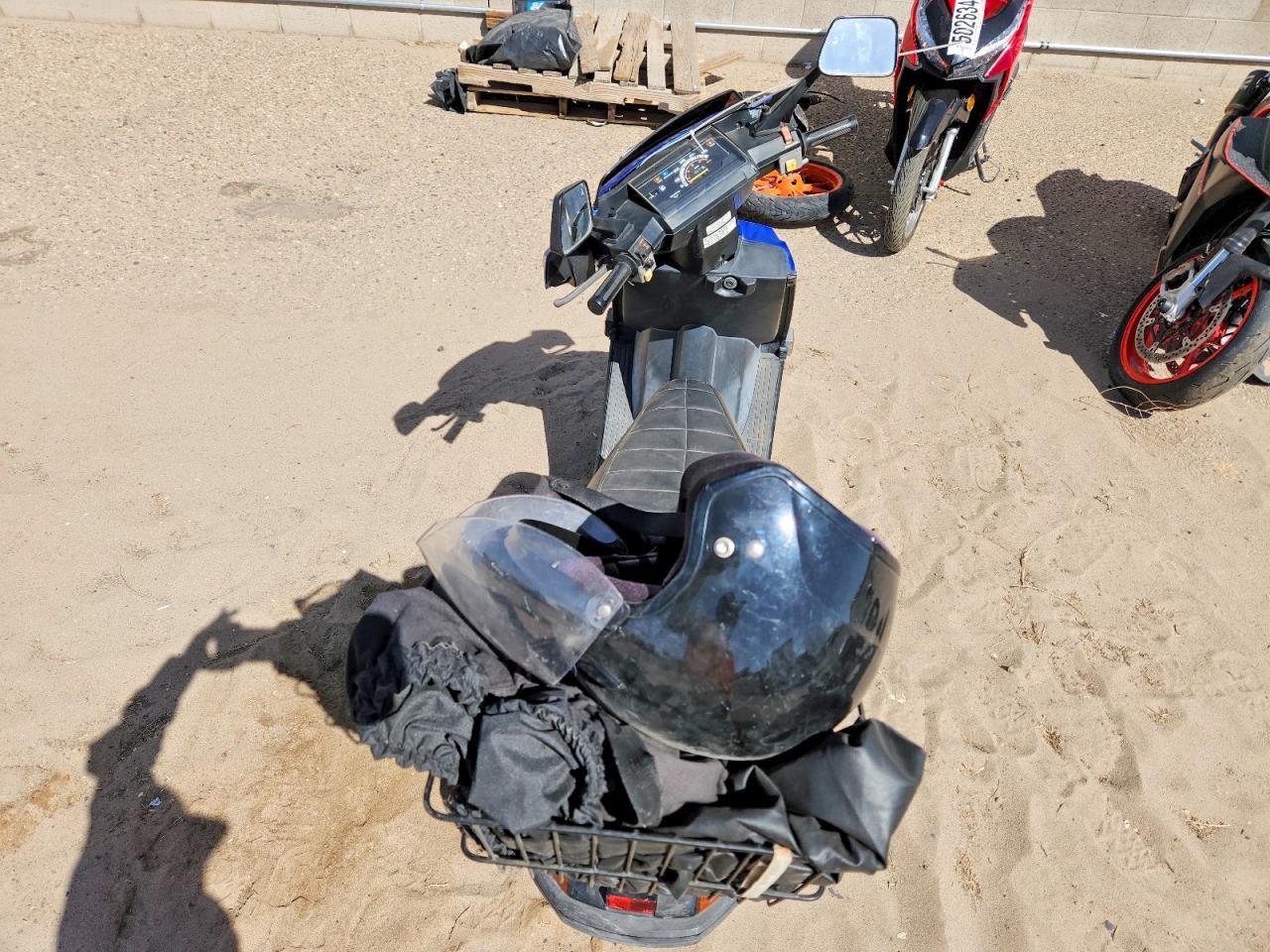 2006 Honda CHB