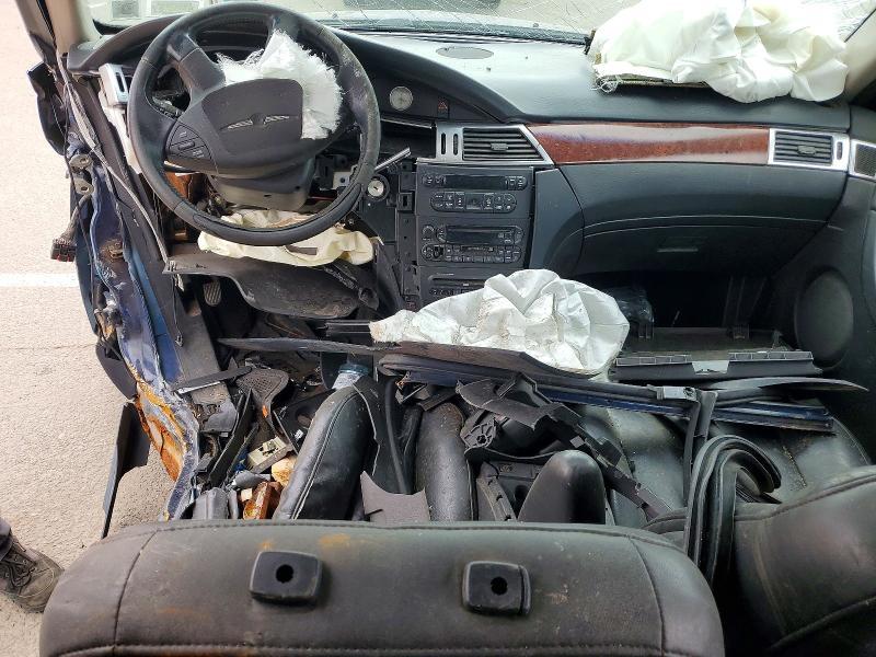 2005 Chrysler Pacifica Touring