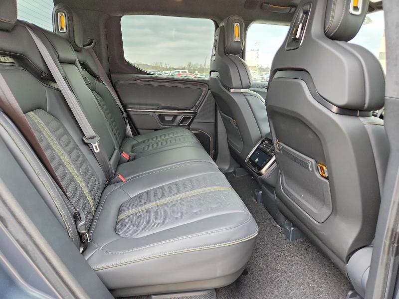 2022 Rivian R1T Adventure