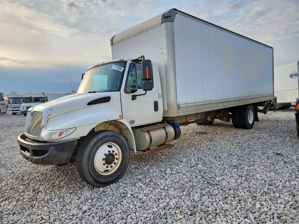 2018 International 4300 BOX Truck